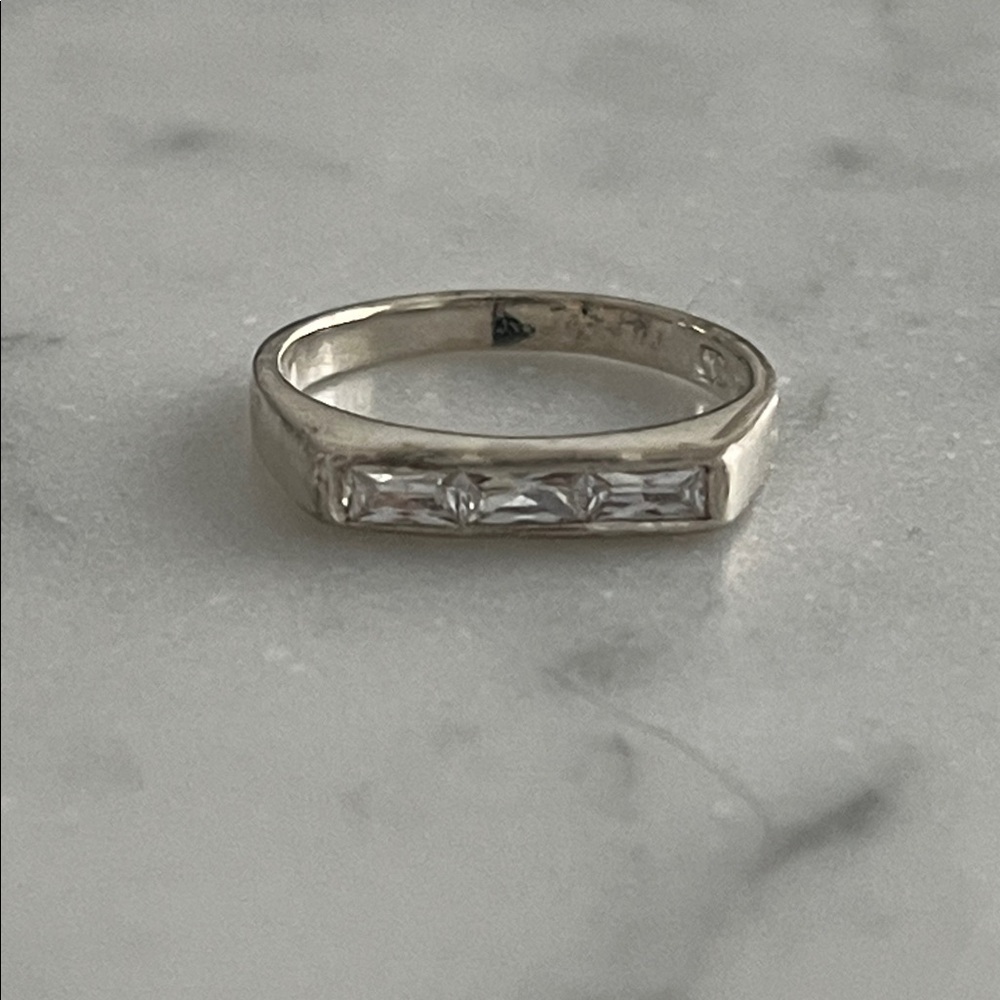Vintage Sterling Silver Band Ring with Clear Stones